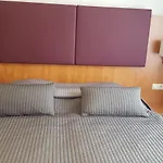 Apart Otel Niederrad 3*