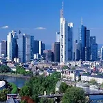 Niederrad 3*