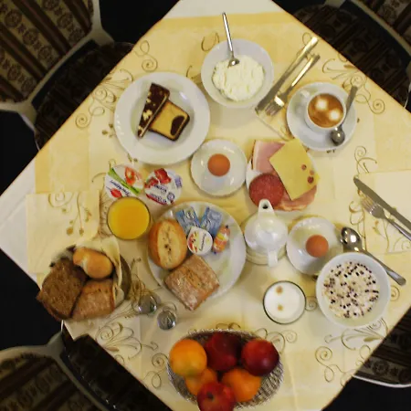 Lejlighedshotel Niederrad 3*