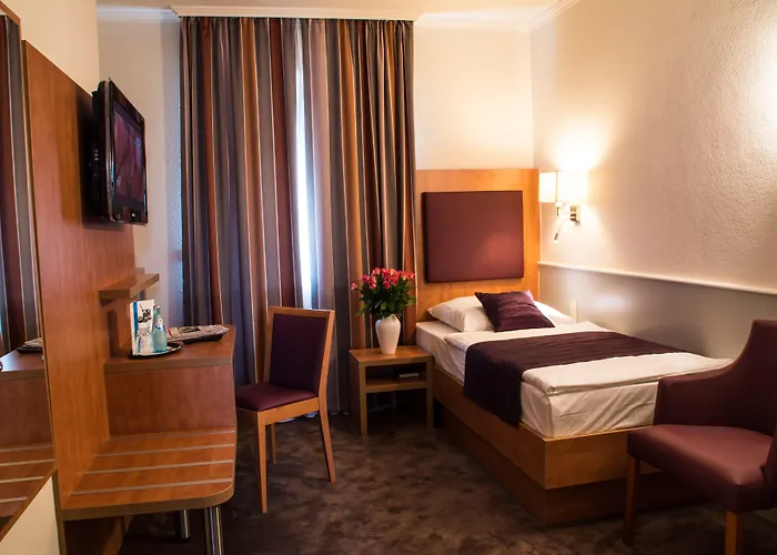 Aparthotel Niederrad 3*