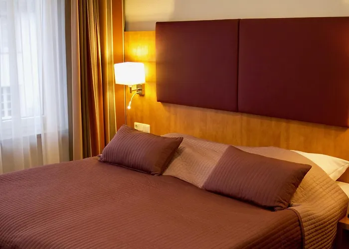 Niederrad Appart hôtel 3*